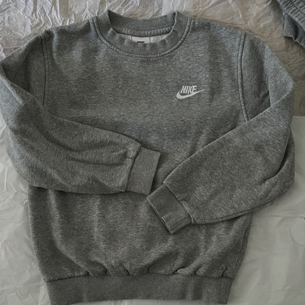 Nike Kids Gray Sweatshirt